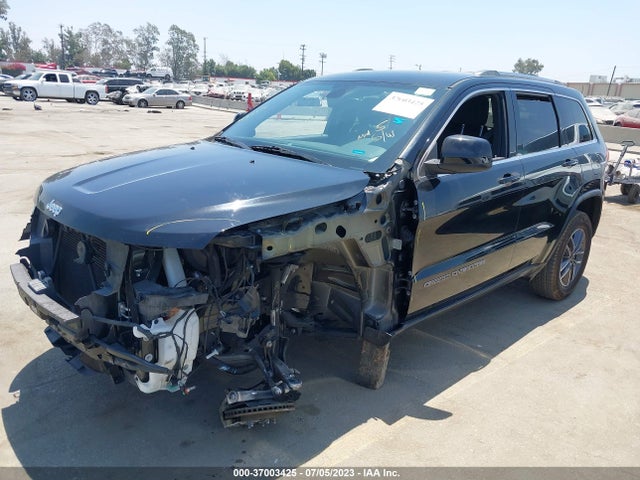 1C4RJEAGXKC548473 Jeep Grand Cherokee Laredo E