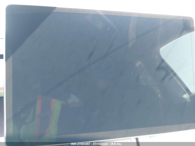 Tesla Model Y Long Range 2023 7SAYGDEE2PF625816 Image 8
