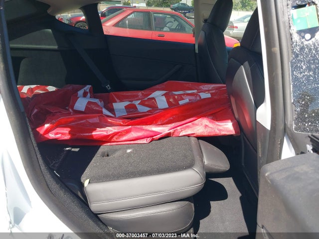 Tesla Model Y Long Range 2023 7SAYGDEE2PF625816 Image 15