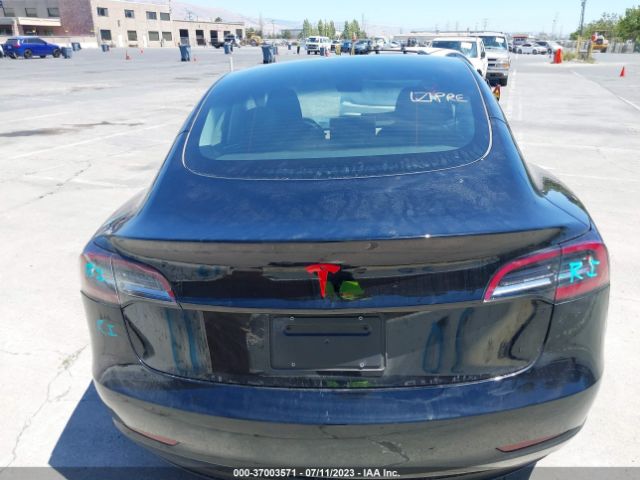 5YJ3E1EA8PF476708 Tesla MODEL 3
