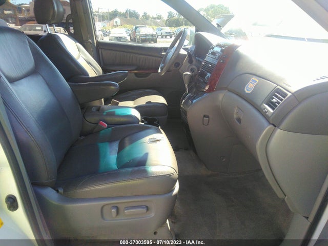 2005 TOYOTA SIENNA XLE VIN: 5TDZA22C05S283463