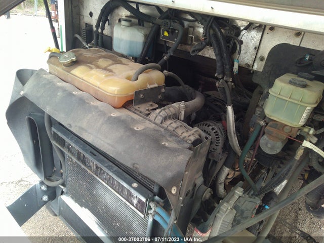 2014 Freightliner MT 45G FRONT GASOLINE ENGINE WALK IN VAN CHASSIS, VIN: 4UZAC2DV6ECFM9929