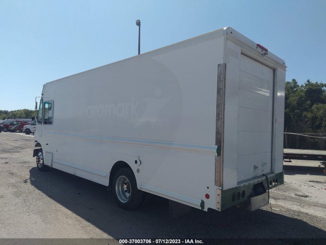 2014 Freightliner MT 45G FRONT GASOLINE ENGINE WALK IN VAN CHASSIS, VIN: 4UZAC2DV6ECFM9929