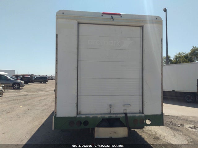 2014 Freightliner MT 45G FRONT GASOLINE ENGINE WALK IN VAN CHASSIS, VIN: 4UZAC2DV6ECFM9929