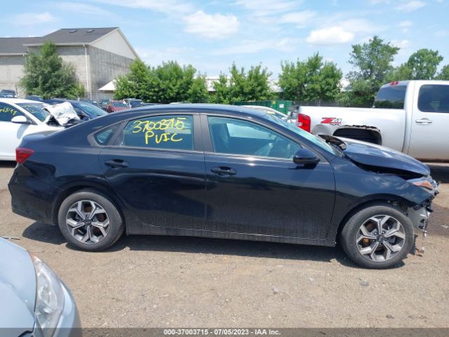 3KPF24AD6LE215732 KIA Forte Lxs
