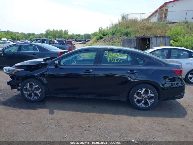 3KPF24AD6LE215732 KIA Forte Lxs