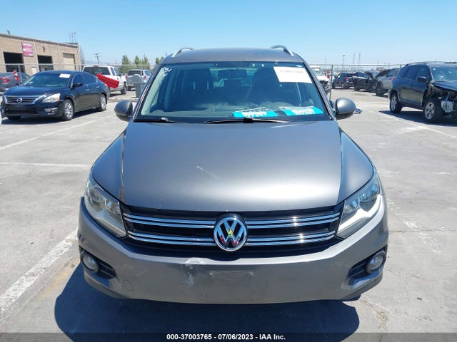 WVGAV3AX5EW542780 Volkswagen TIGUAN SE