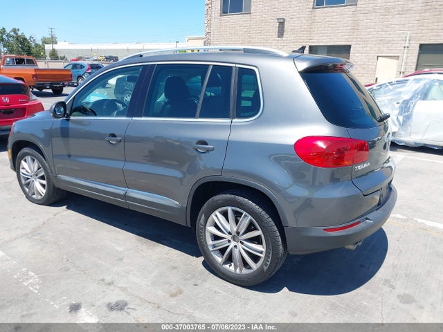 WVGAV3AX5EW542780 Volkswagen TIGUAN SE