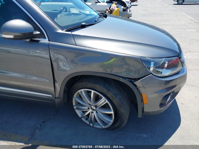 WVGAV3AX5EW542780 Volkswagen TIGUAN SE