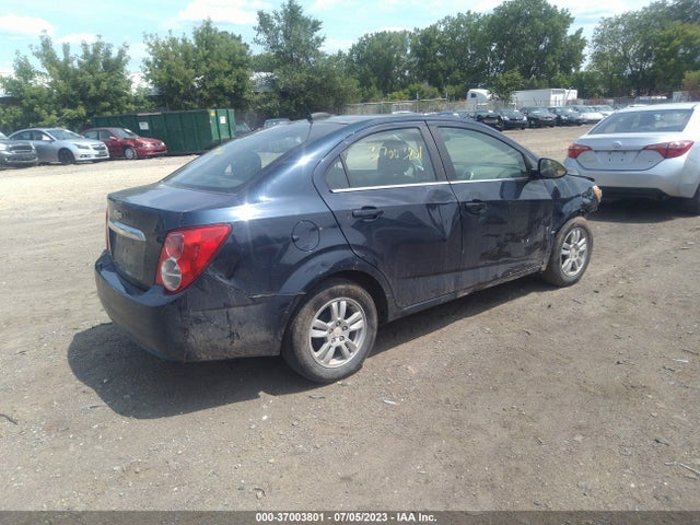 Chevrolet SONIC LT 2016 1G1JC5SH8G4136674 Image 4
