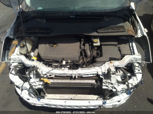 1FMCU0JD6HUE96618 Ford Escape Titanium