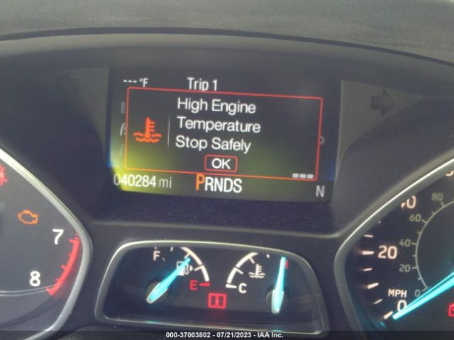 1FMCU0JD6HUE96618 Ford Escape Titanium