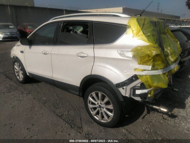 1FMCU0JD6HUE96618 Ford Escape Titanium