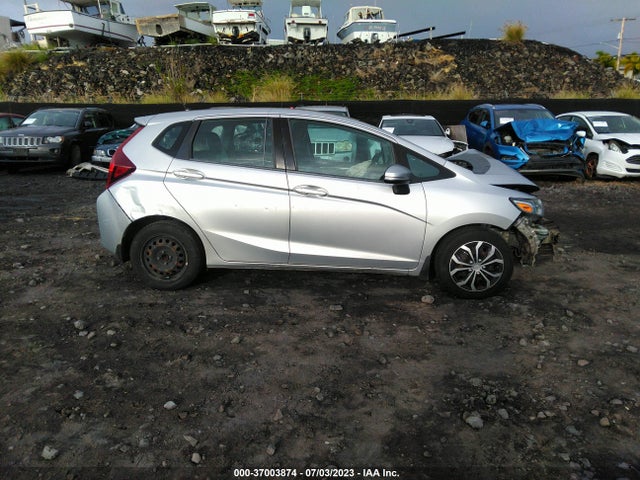 Honda FIT LX 2015 3HGGK5H57FM716360 Image 6