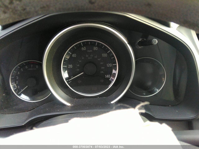 Honda FIT LX 2015 3HGGK5H57FM716360 Image 8