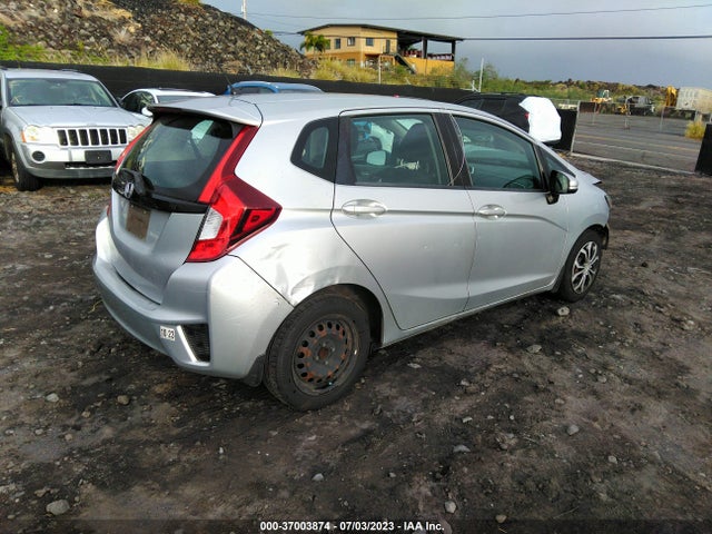 Honda FIT LX 2015 3HGGK5H57FM716360 Image 11