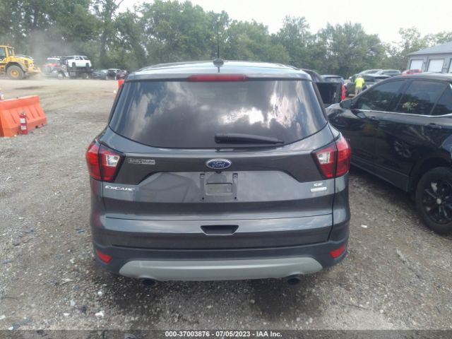 1FMCU0GD5KUC06710 Ford ESCAPE SE