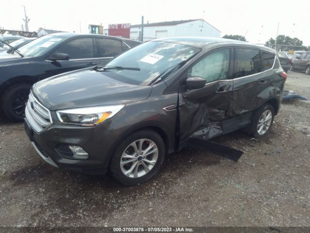 1FMCU0GD5KUC06710 Ford ESCAPE SE