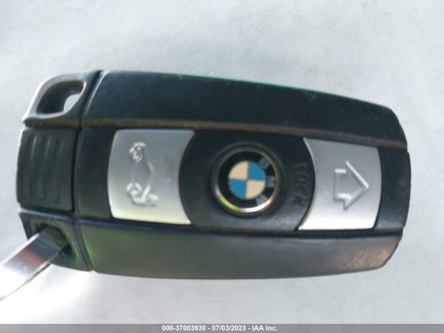2011 BMW 3 SERIES 328I VIN: WBAPH5G55BNM77810