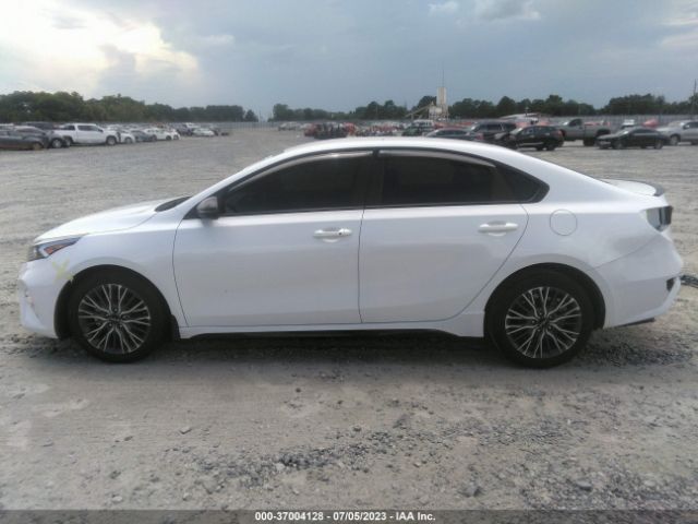 3KPF54AD8PE559558 KIA Forte Gt-line