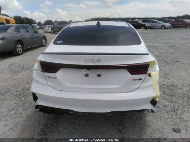 3KPF54AD8PE559558 KIA Forte Gt-line
