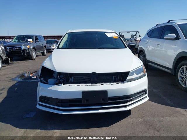 3VWD17AJ5FM309478 Volkswagen Jetta Sedan 1.8t Se