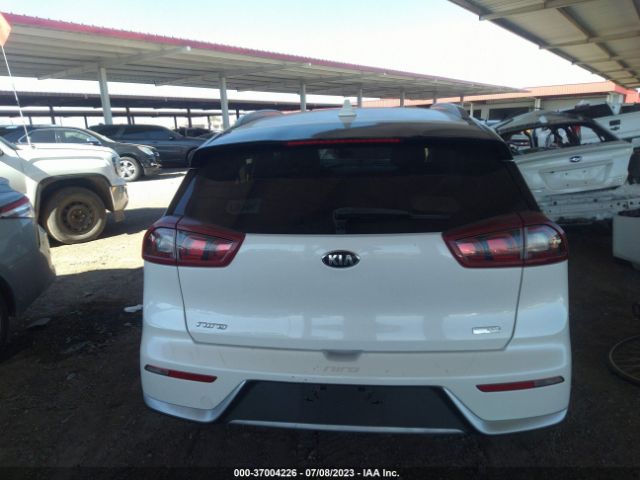KNDCB3LC2J5204947 KIA NIRO LX