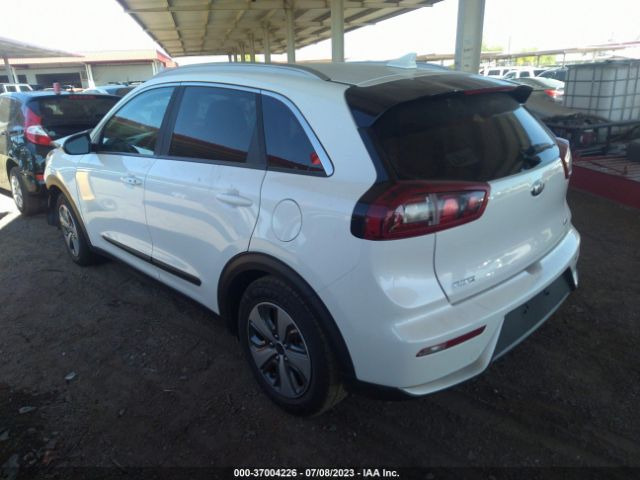 KNDCB3LC2J5204947 KIA NIRO LX