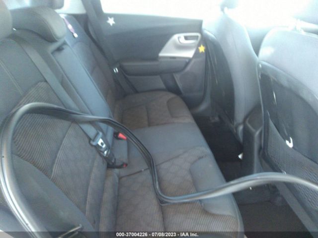KNDCB3LC2J5204947 KIA NIRO LX