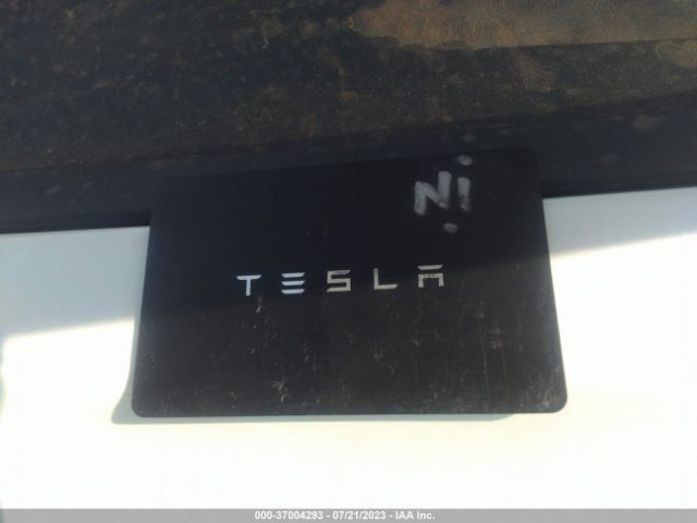5YJ3E1EA8PF467099 Tesla MODEL 3