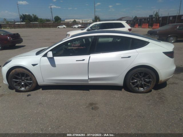 5YJ3E1EA8PF467099 Tesla MODEL 3
