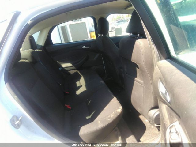 1FADP3F28HL232787 Ford FOCUS SE