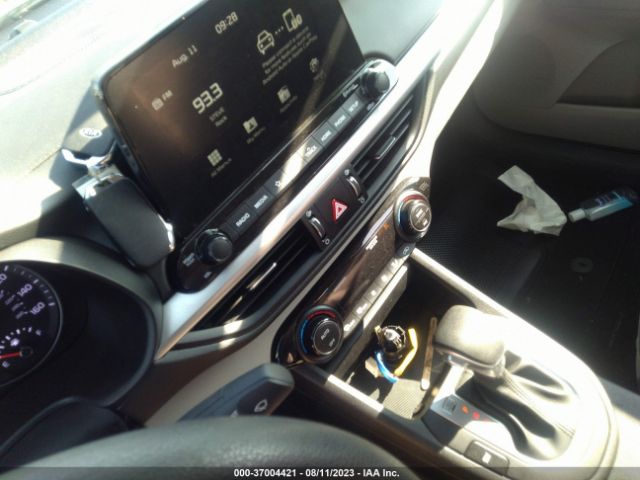 3KPF24AD8KE099061 KIA Forte Lxs