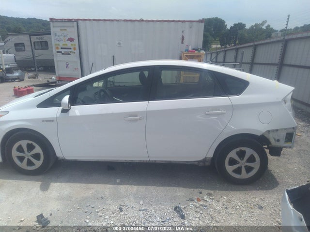 Toyota Prius Four 2015 JTDKN3DU3F1957895 Image 7