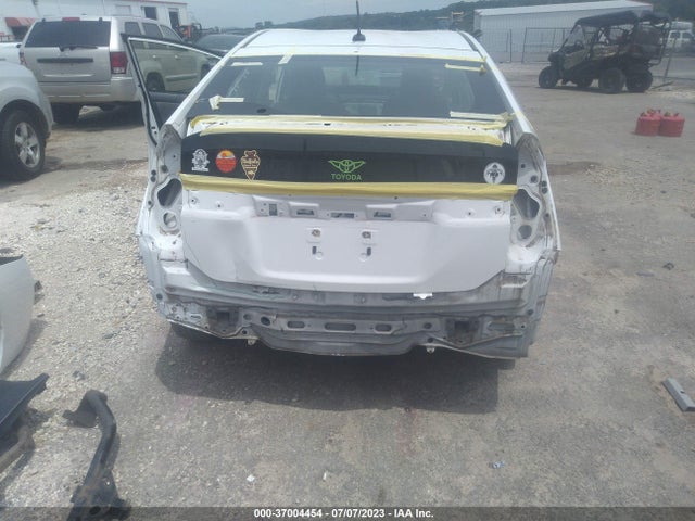 Toyota Prius Four 2015 JTDKN3DU3F1957895 Image 13