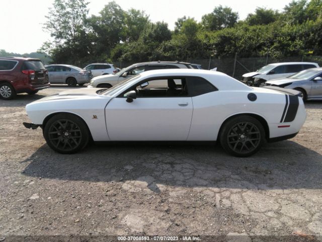 2C3CDZFJ2GH158291 Dodge Challenger R/t Scat Pack