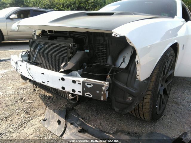 2C3CDZFJ2GH158291 Dodge Challenger R/t Scat Pack