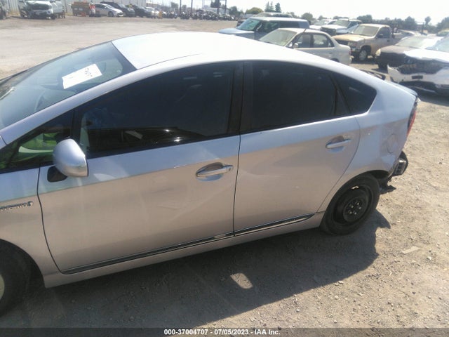 Toyota Prius Four/five/three/one/two 2014 JTDKN3DU1E0389585 Image 14