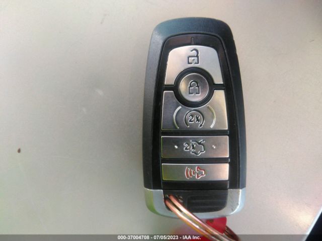 3FA6P0PU2HR157870 Ford Fusion Energi Se