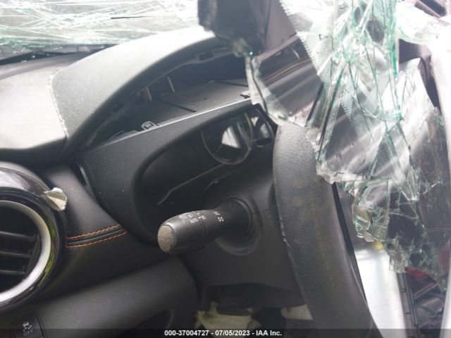 3N1CP5CU5JL524644 Nissan KICKS SR