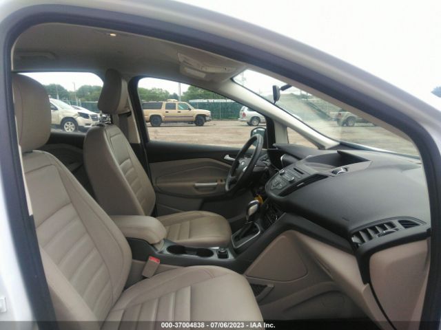 1FADP5AU9JL103130 Ford C-max Hybrid Se