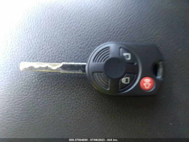 1FMCU0GX1EUA28129 Ford ESCAPE SE