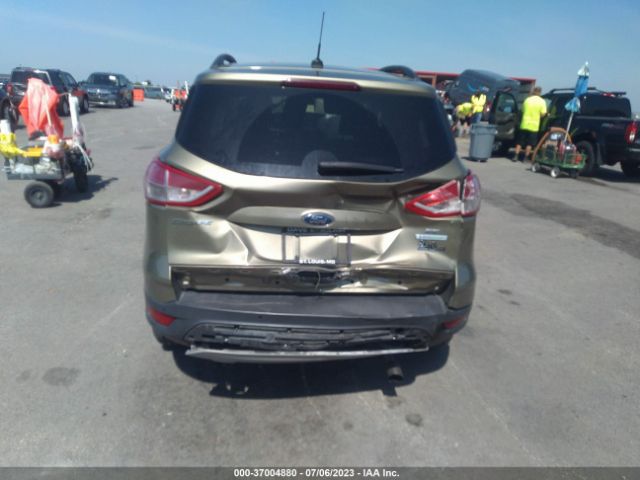 1FMCU0GX1EUA28129 Ford ESCAPE SE