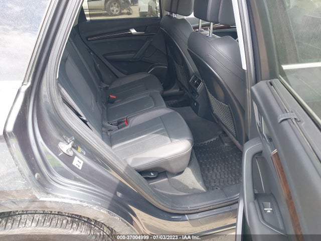 WA1BNAFY0J2237374 Audi Q5 Premium Plus