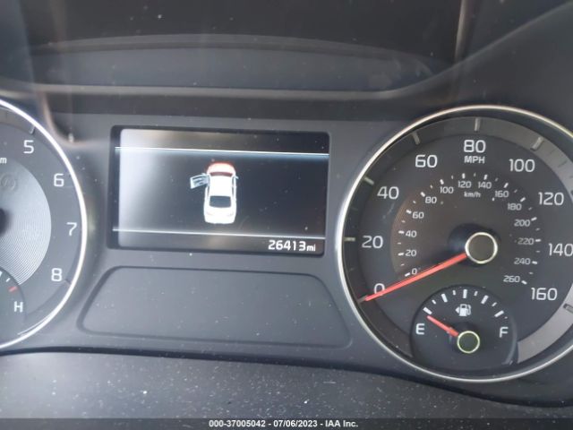 3KPF24AD8NE464097 KIA Forte Lxs