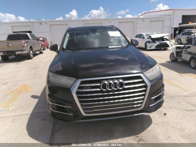 WA1LAAF74HD003227 Audi Q7 Premium Plus