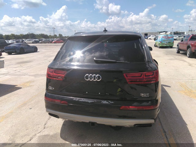 WA1LAAF74HD003227 Audi Q7 Premium Plus