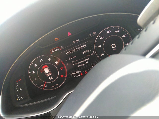 WA1LAAF74HD003227 Audi Q7 Premium Plus