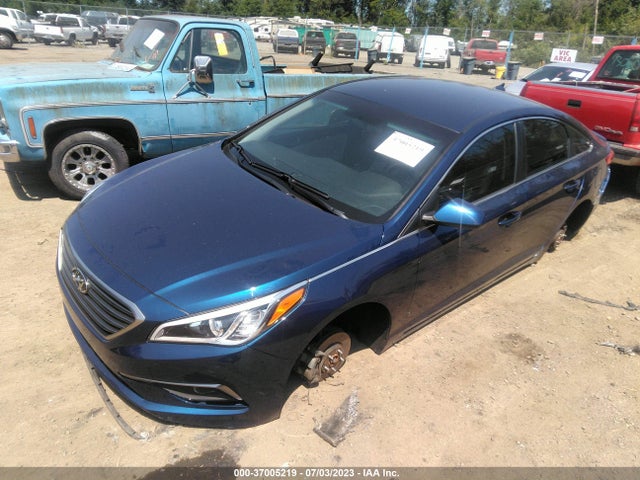 Hyundai SONATA SE 2017 5NPE24AF2HH452699 Image 2