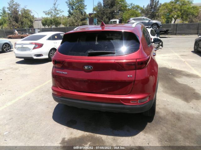 KNDPNCAC1H7142533 KIA Sportage Ex